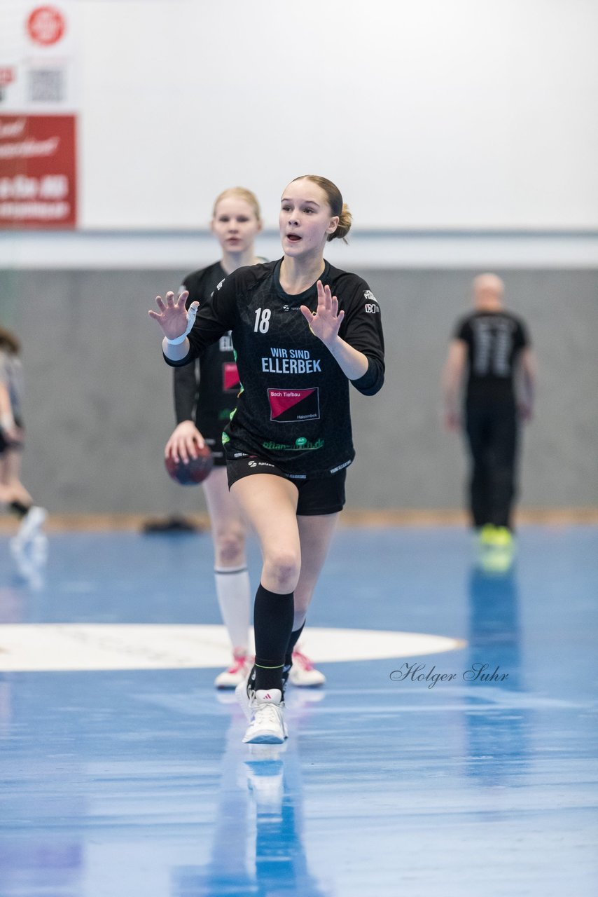 Bild 193 - wBJ TSV Ellerbek - TSV Uetersen : Ergebnis: 15:10
